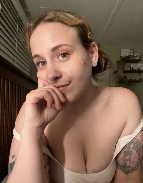 hunnyymustarddx ポルノスター 独占 ギャラリー