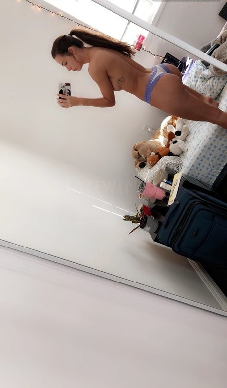 sarahjolzzz 最高の女優 ギャラリー