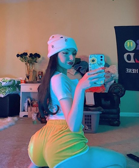 pixzn ポルノスター ヌード 写真