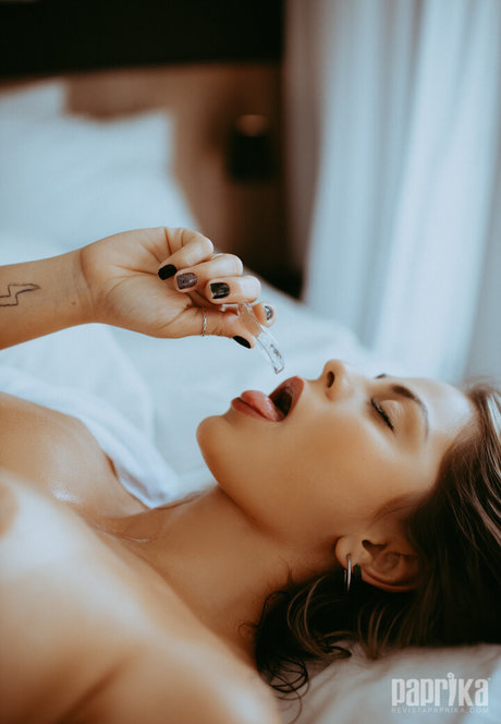 フェラチオ ティーン オンリーファンズ 無料ポルノ 画像