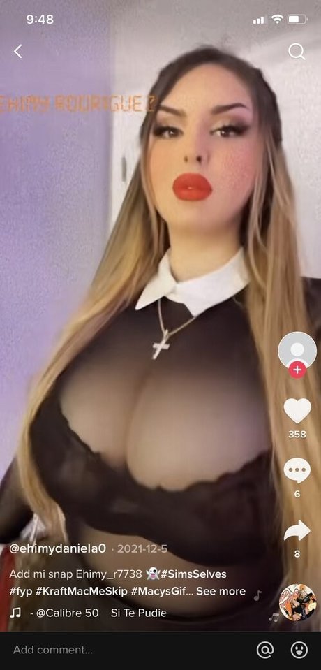 Daniela Ehimy セックスモデル 写真