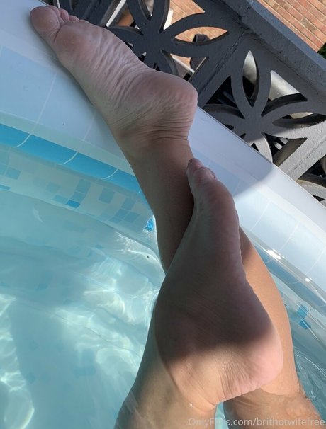 シャワー3P オンリーファンズ ホットヌード ギャラリー