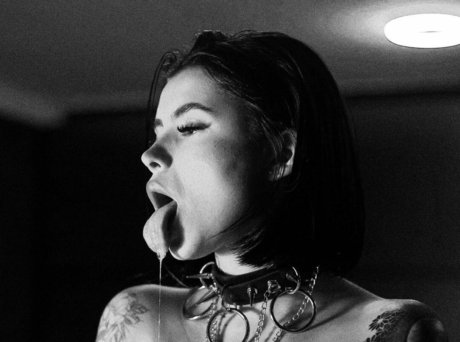 Alison Estrada ポルノスター 独占 画像