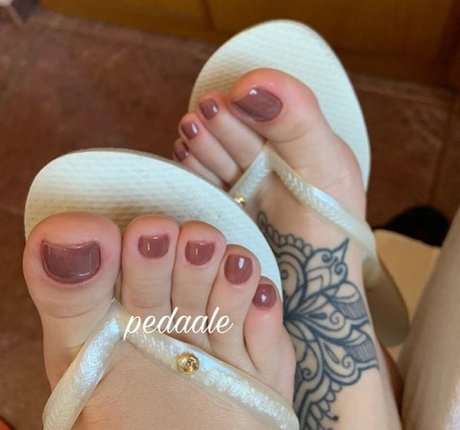 Pedaale アダルトスター 写真