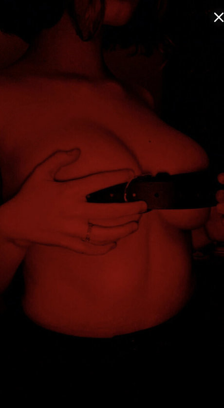 MossyMothBaby セクシーモデル ギャラリー