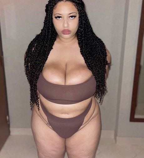 Thegirlofyourdreamz ポルノスター HD ギャラリー