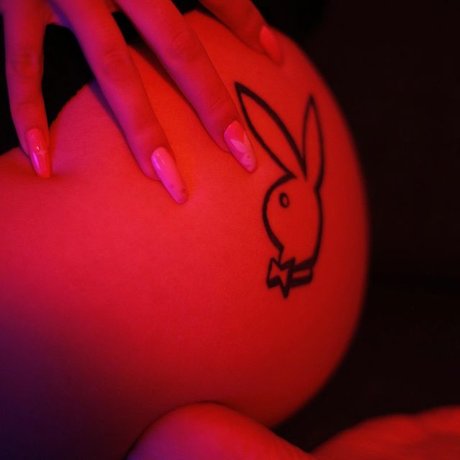 フェラチオ ティーン オンリーファンズ セクシーヌード 写真