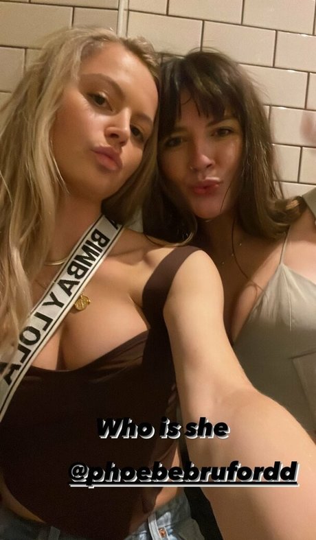 Isobeljtaylor 素敵な女優 写真