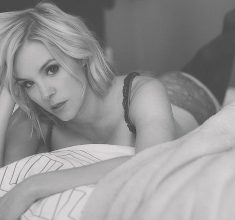 Brea Grant 完璧なスター 写真