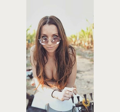 Liza Alt ポルノスター ベスト 画像