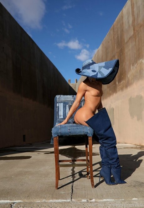 Alexandria Beauregard ポルノスター 美しい ギャラリー