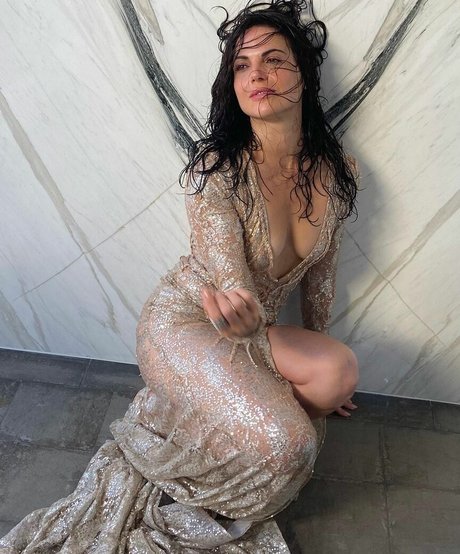 Lana Parilla 可愛いモデル 画像