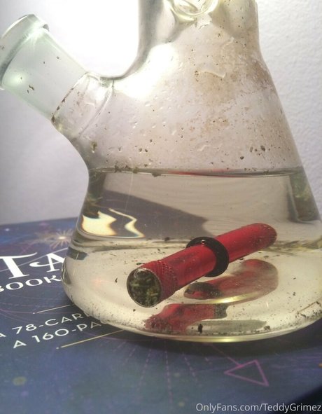 lewdology エロティックなモデル 画像