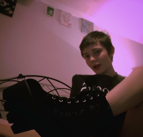 lewdology 裸のモデル 写真