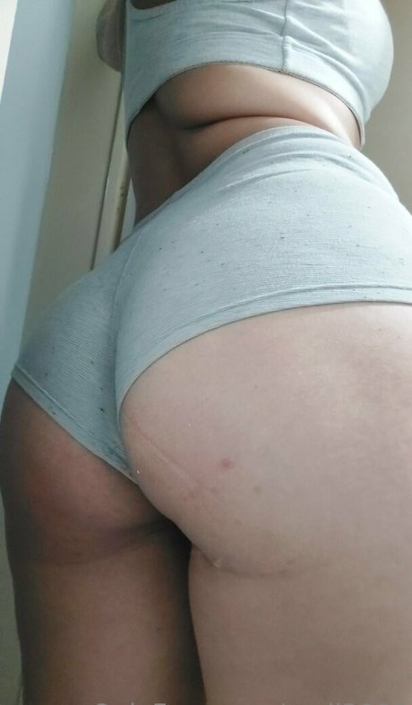 ボディビルダーヌードオンリーファンズ セクシー 画像