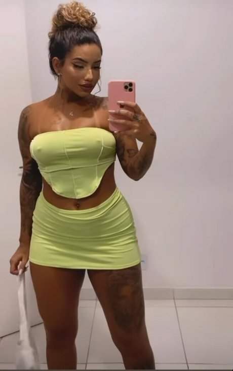 ブロンドのお尻オンリーファンズ 無料セクシー 画像