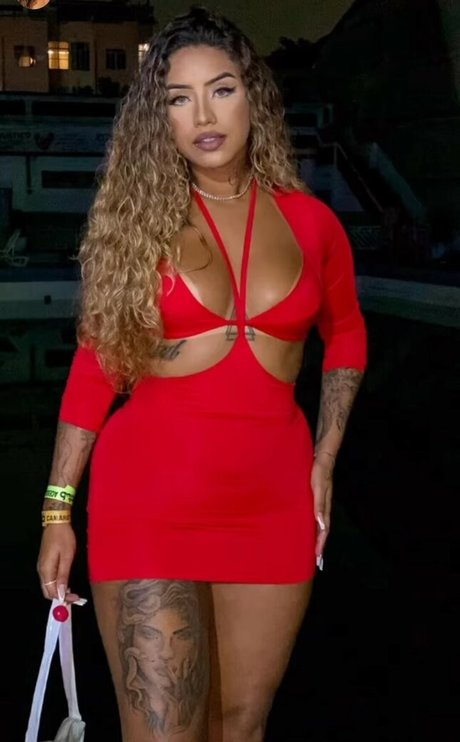 ぽっちゃりブロンドのオンリーファンズ 無料ヌード アーカイブ