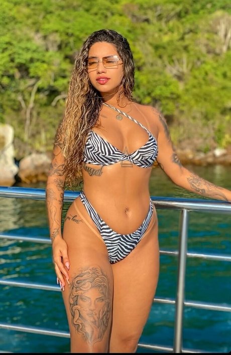 獣医オンリーファンズ 無料ポルノ 画像