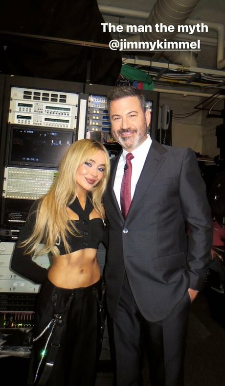 大きなプッシー唇オンリーファンズ 無料ポルノ 写真