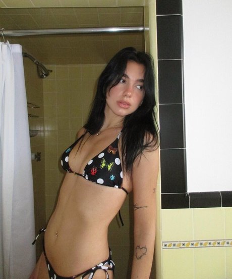 Dua Lipa ポルノスター ホット 写真