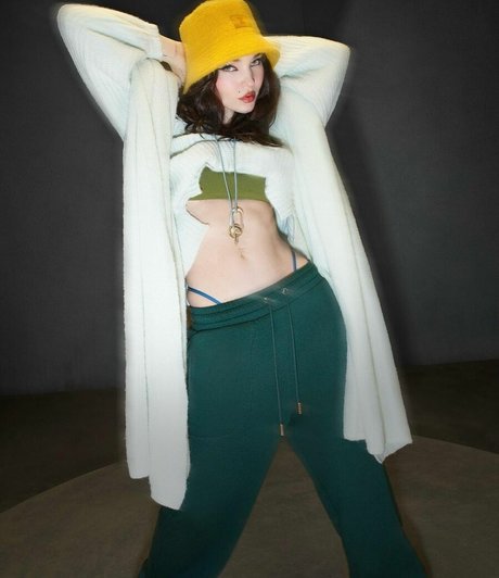 ゲイのチンポオンリーファンズ ポルノグラフィック ギャラリー