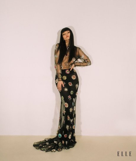 Dove Cameron セックスモデル ギャラリー