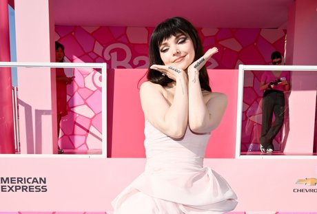 ティーンフィンガリングオンリーファンズ 無料ヌード ギャラリー