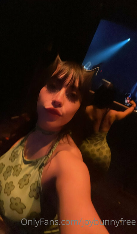 joybunnyfree エロティックなスター 写真