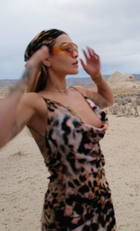 チェコのティーンズオンリーファンズ セクシーヌード 写真