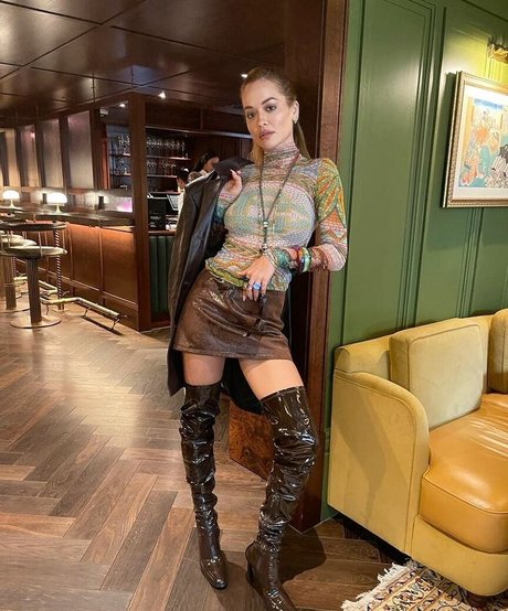 ぽっちゃりラテン系オンリーファンズ セクシーxxx 写真