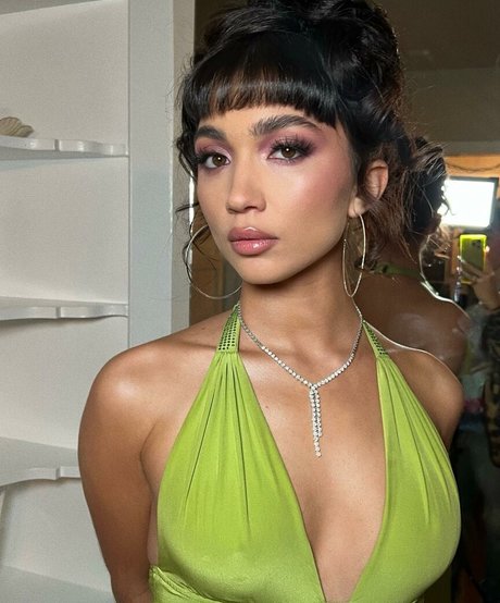 かわいいティーンのオンリーファンズ 素敵 写真