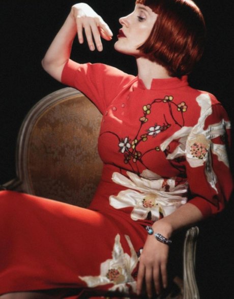 スペードのクイーン オンリーファンズ セックス 写真