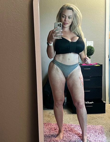 katrinathicc 完璧な女優 写真