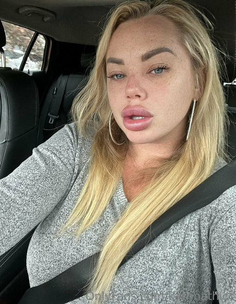 katrinathicc エロティックなスター アーカイブ