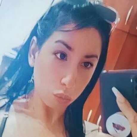 BaddddGirl ポルノスター 写真