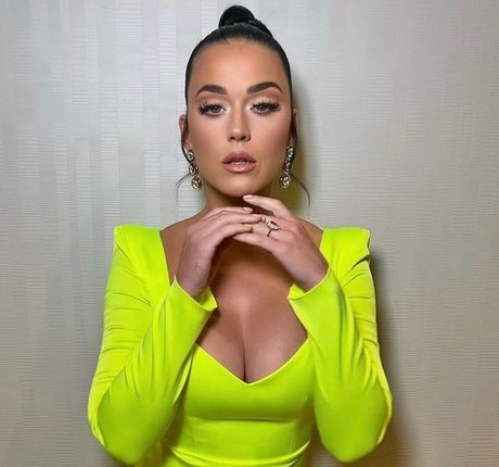 モンスターコックゲイオンリーファンズ アート裸 写真