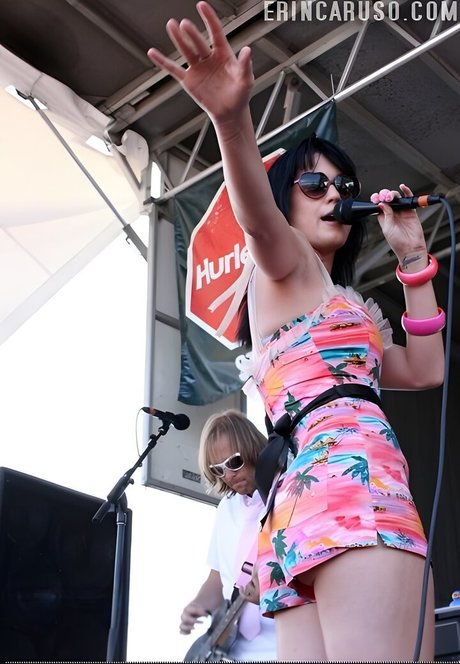 かわいいアナルオンリーファンズ 無料セックス 写真