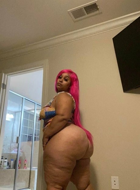 シャワー3P オンリーファンズ ホット 写真