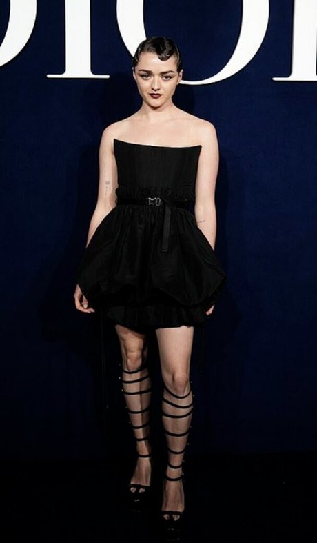 足 マンコ オンリーファンズ 無料xxx 画像