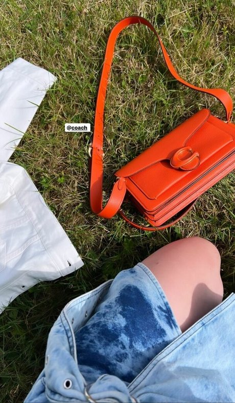 POVオンリーファン 無料セックス 画像