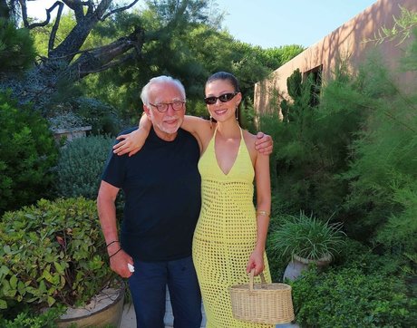 後背位オンリーファンズ 無料ポルノ 写真