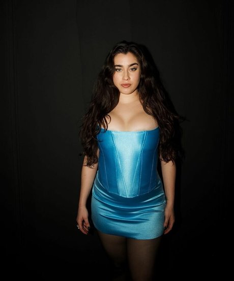 Lauren Jauregui 美しいスター 写真