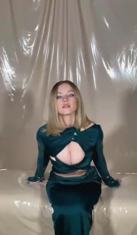 アジア人ニューハーフオンリーファンズ xxx 画像