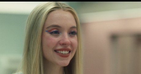 巨乳タトゥーオンリーファンズ xxx 写真