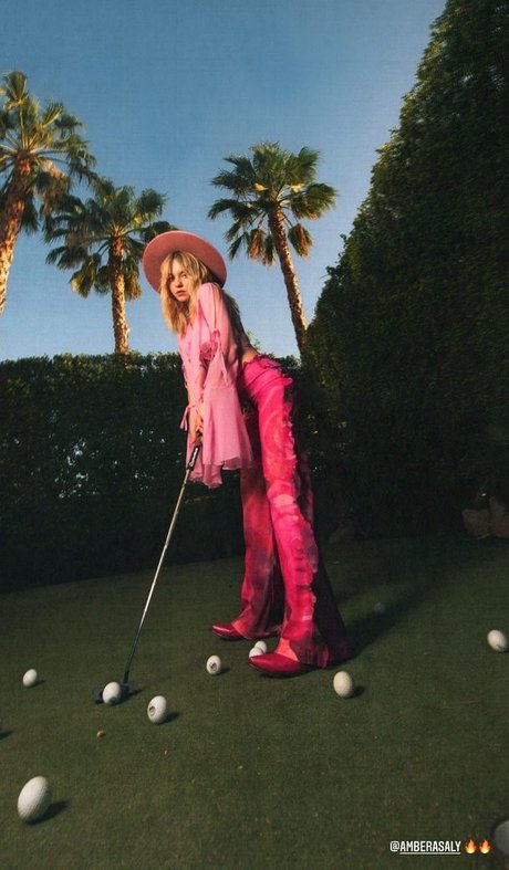 コスプレ フェムボーイ オンリーファンズ 裸 ギャラリー