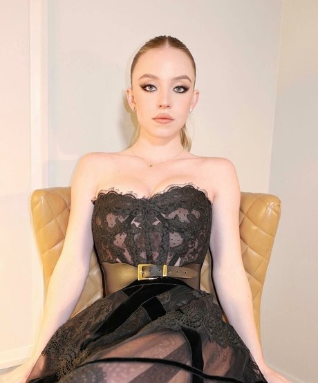 後背位オンリーファンズ ポルノ 写真