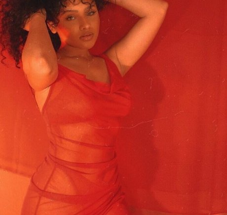 Jaylen Barron xxx女優 写真