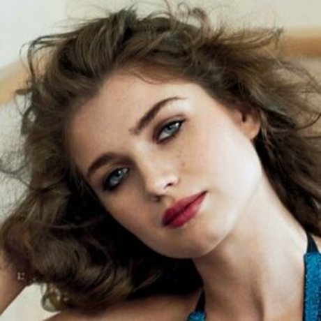 Eve Hewson かわいいモデル 画像