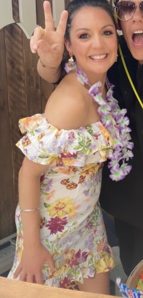 筋肉トランスオンリーファンズ 無料ヌード 写真