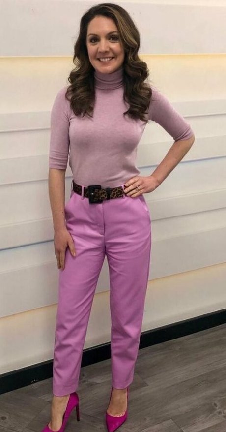 黒檀の熟女オンリーファンズ ホット ギャラリー